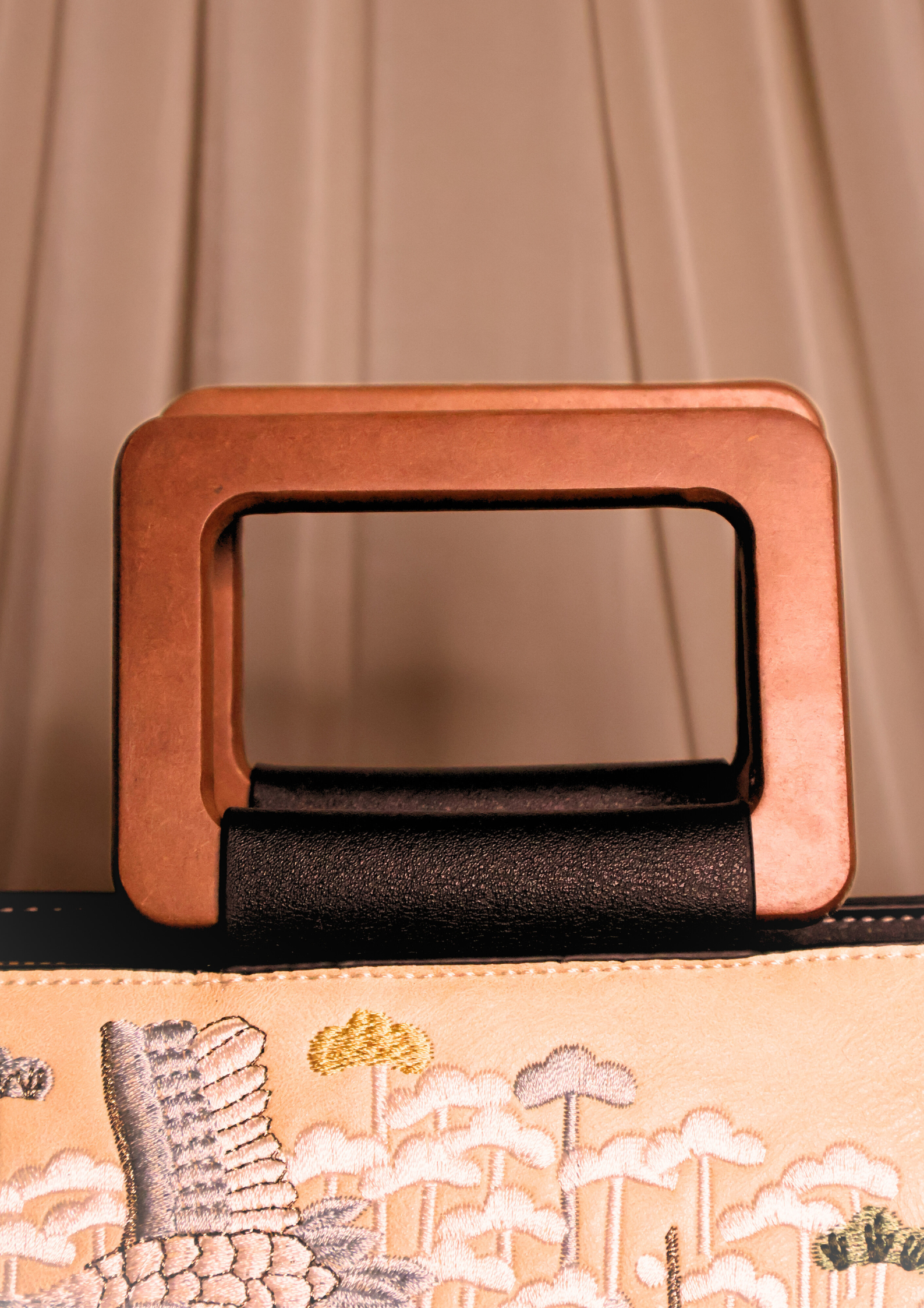 Manzar Bag