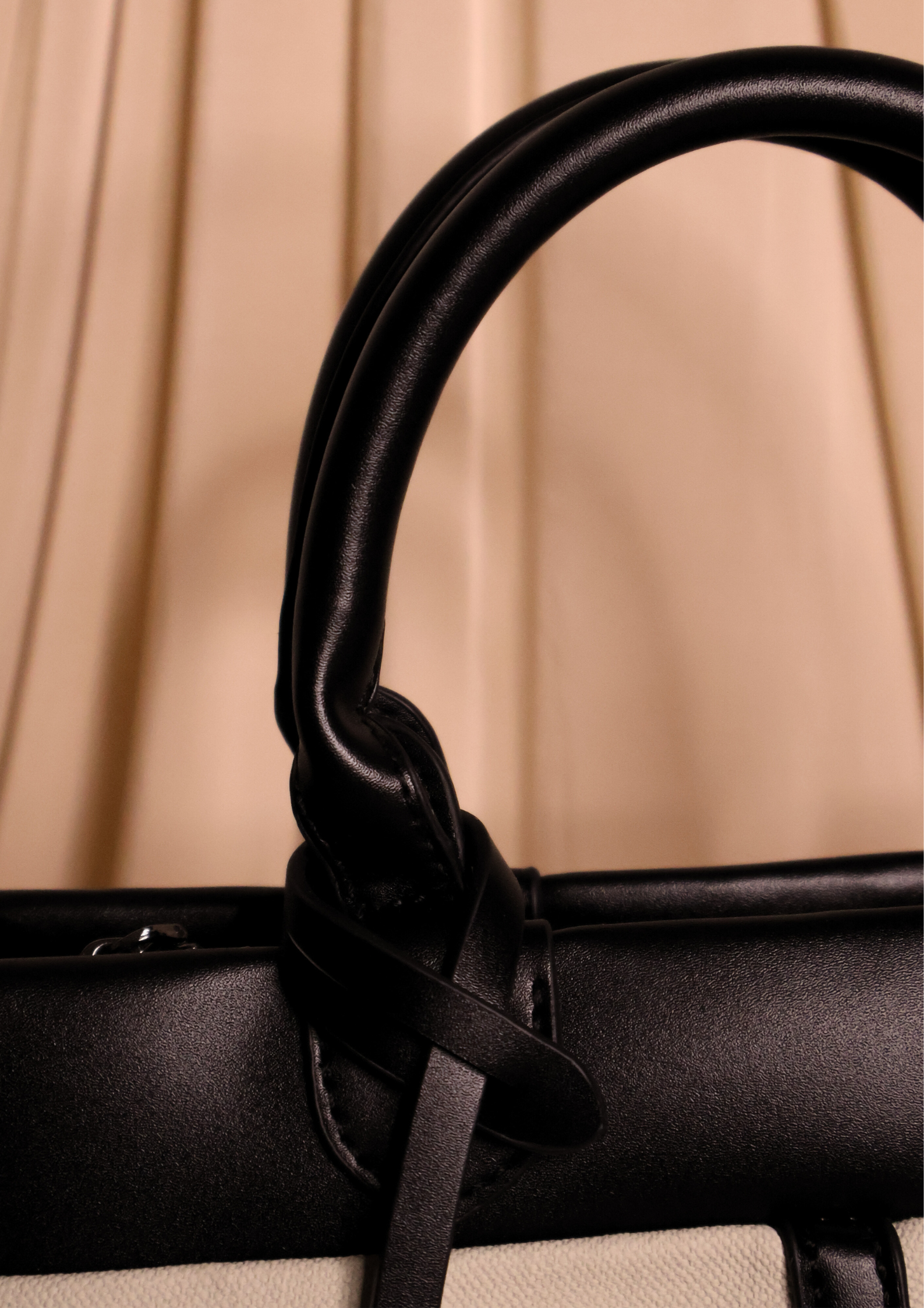Nakhre di Chabi Satchel Bag