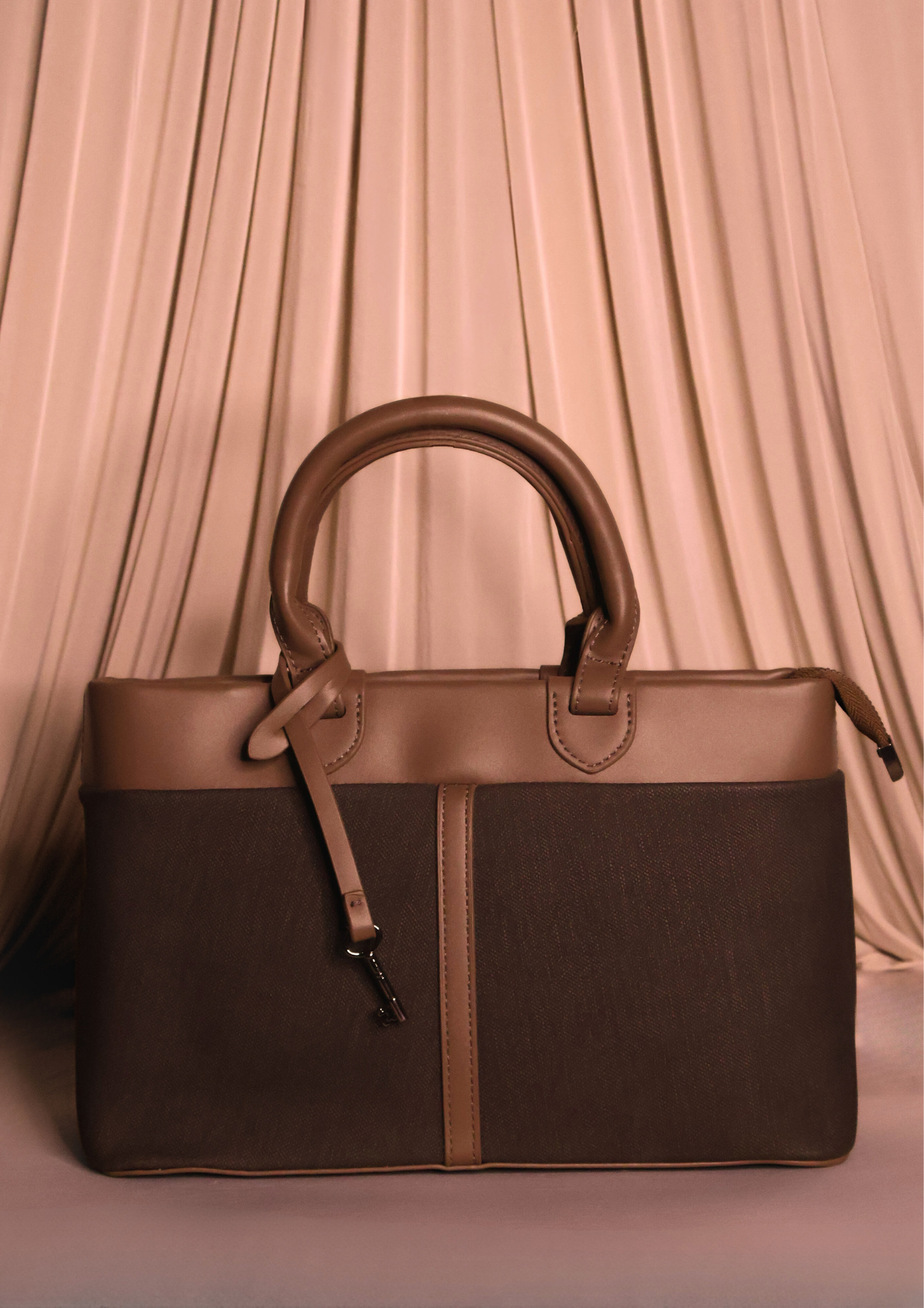 Nakhre di Chabi Satchel Bag