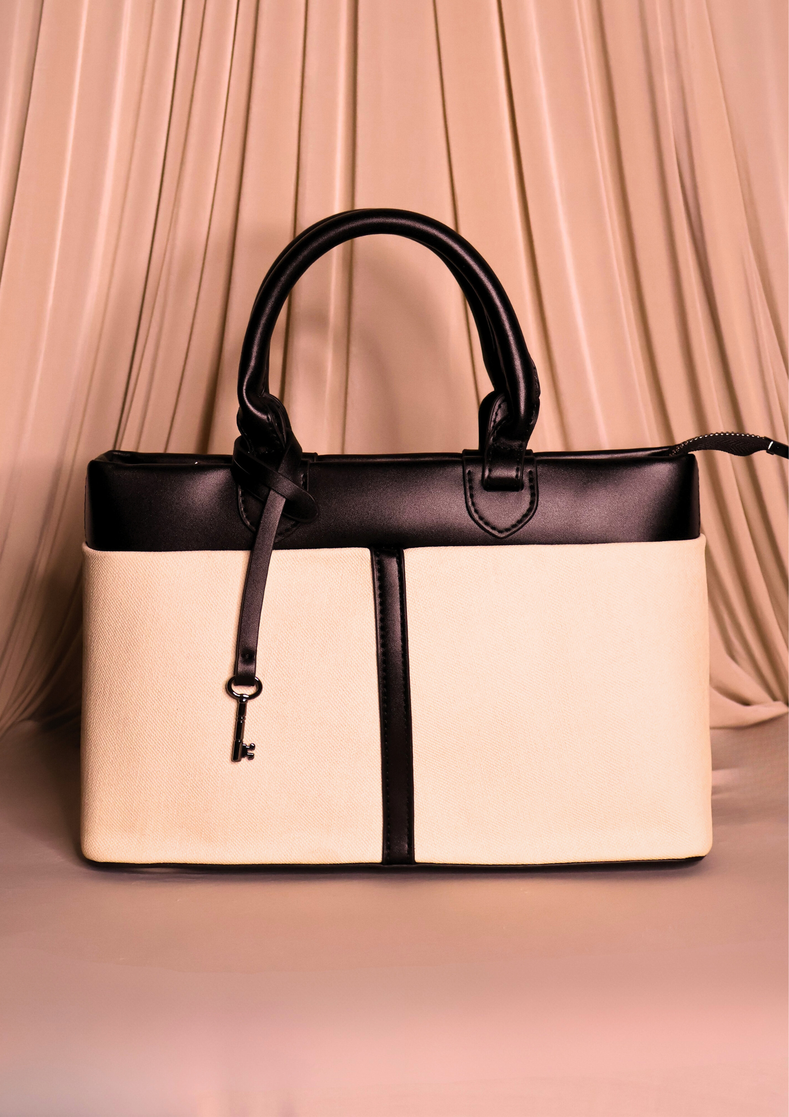 Nakhre di Chabi Satchel Bag