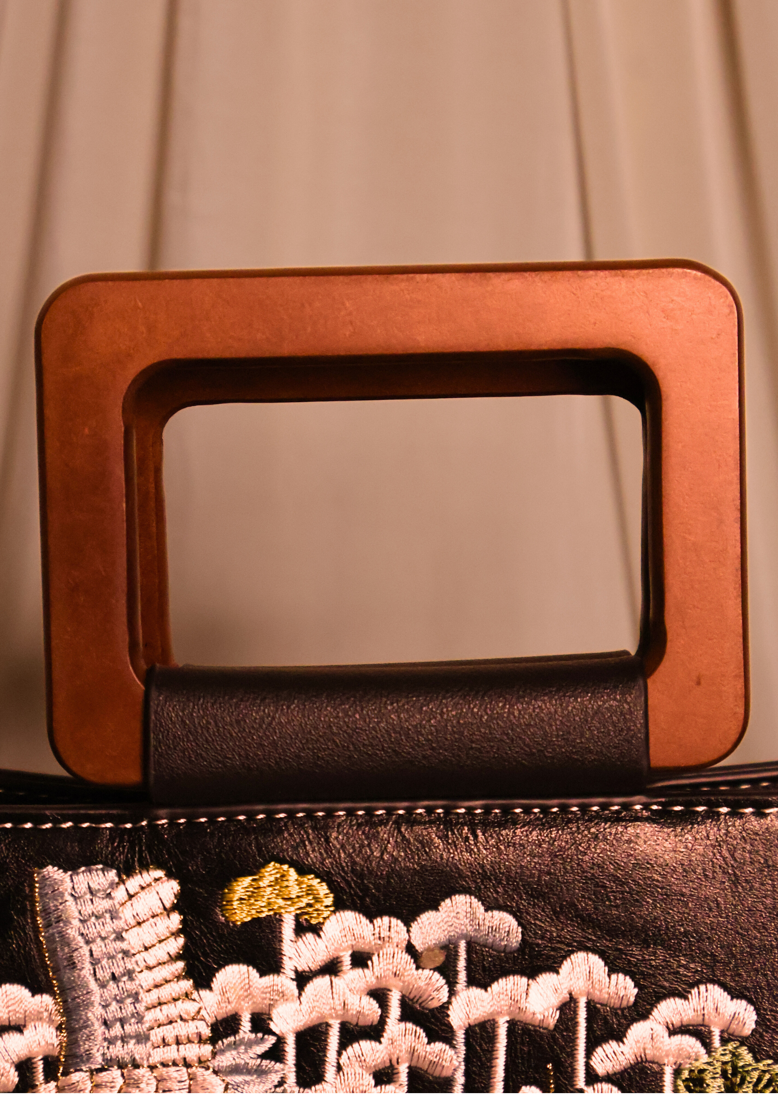 Manzar Bag